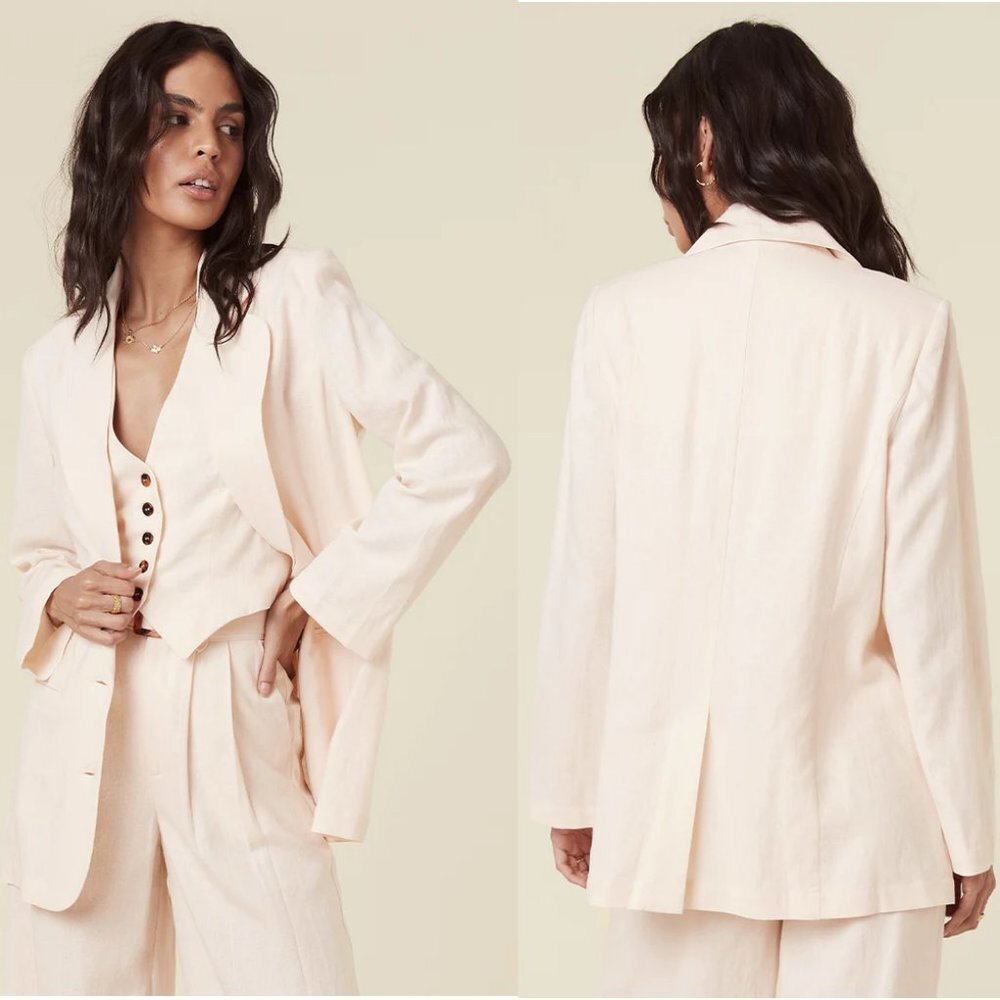 Spell Every Single Day Linen Blazer in Cream Small